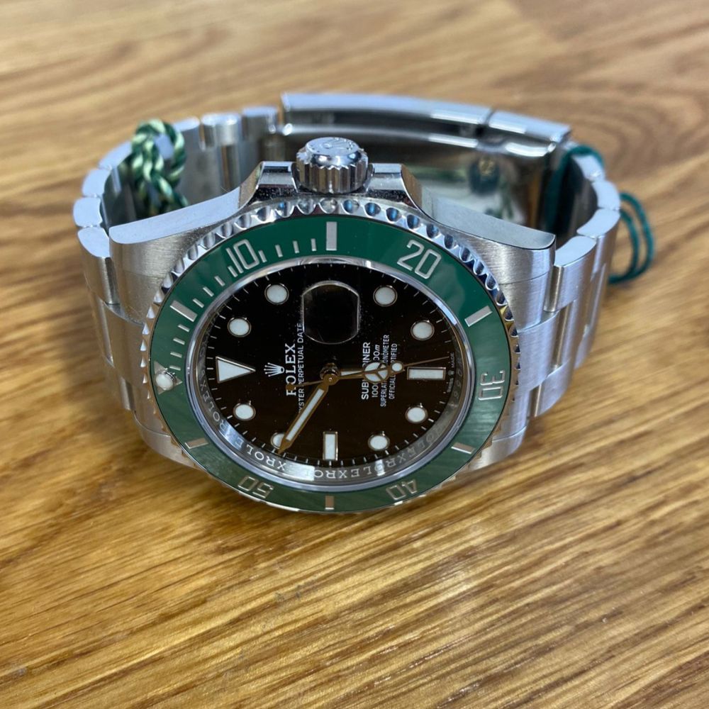 Rolex Submariner Kermit Starbucks