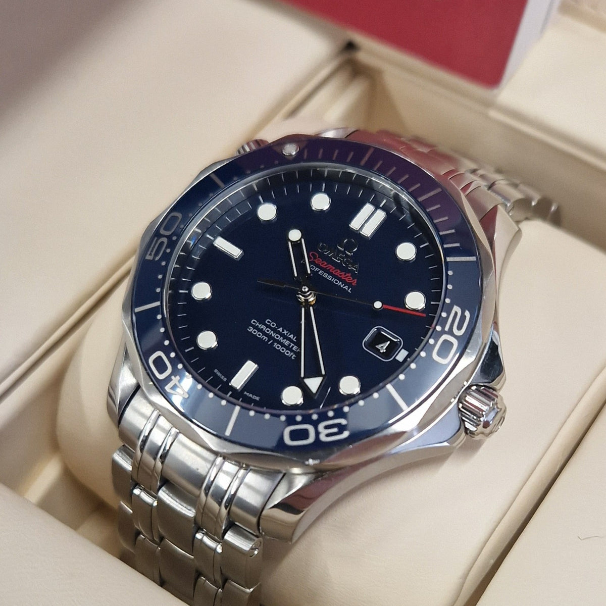 Omega Seamaster Diver 300