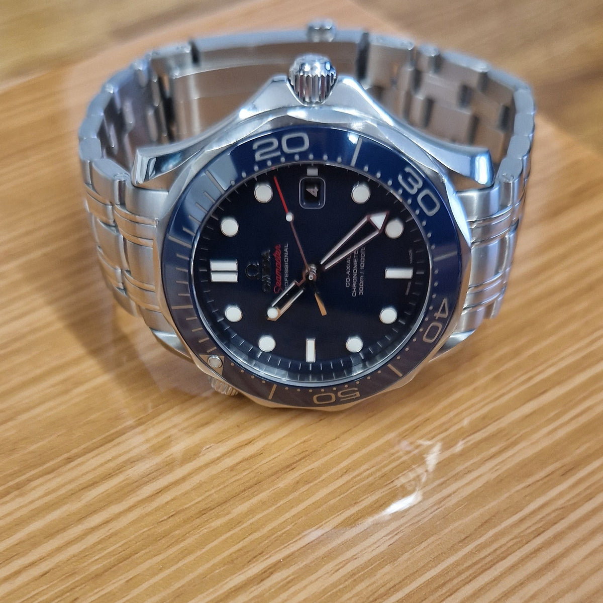 Omega Seamaster Diver 300