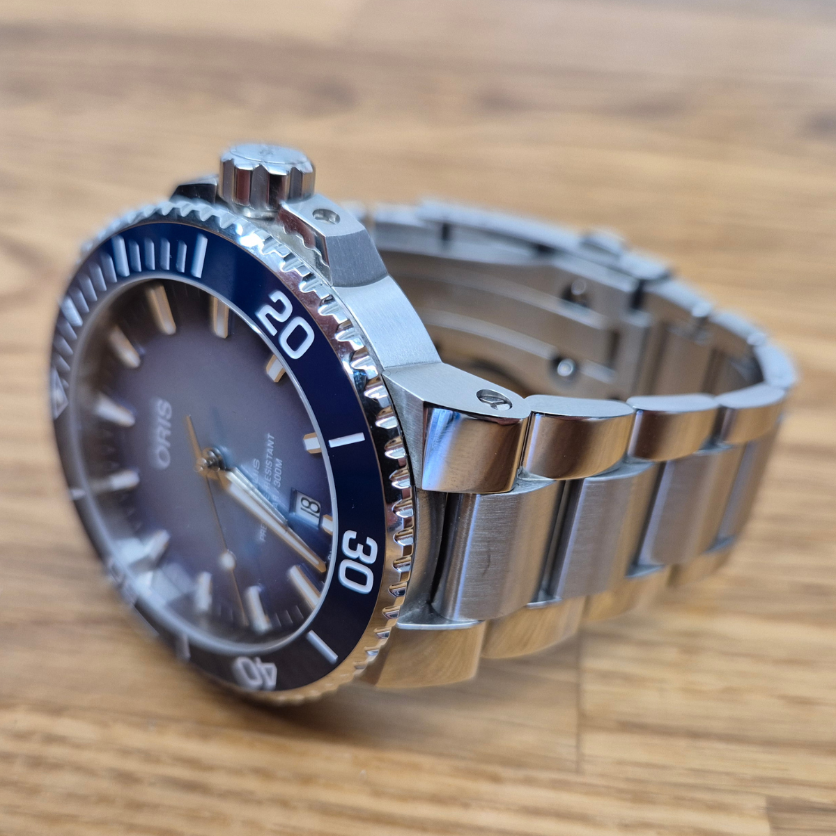 Oris Aquis Date Lake Baikal